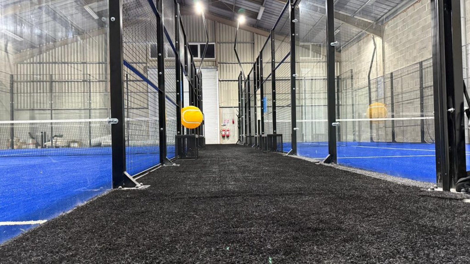 A padel match